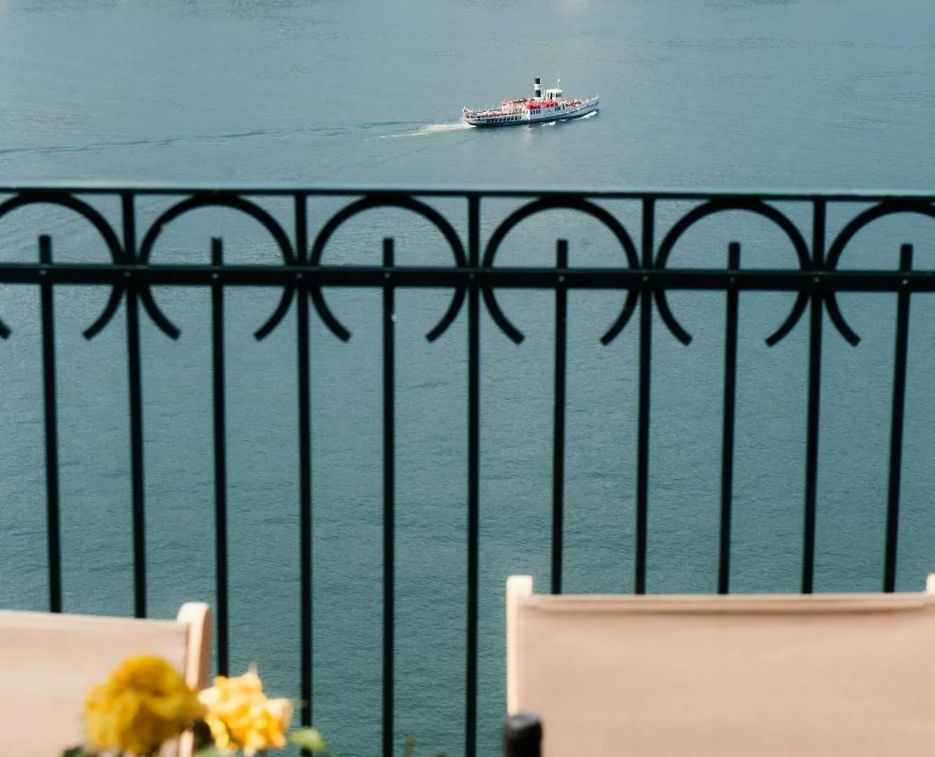 Como Lake & Mountain 0*,  Italia